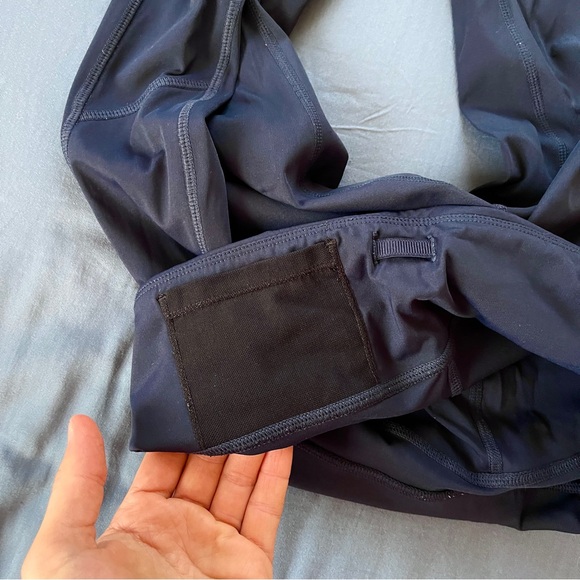 Navy blue Vuori leggings - Picture 3 of 5